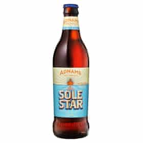 Cerveza de ámbar pálido baja en alcohol de Adnams Sole Star 0,5%