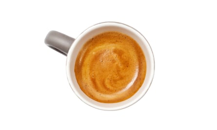 El café es rico en polifenoles y contiene fibra.